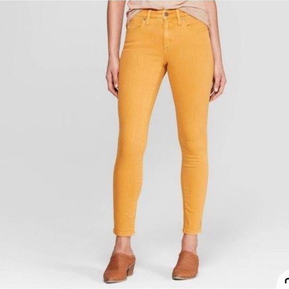 Universal Thread Denim - **SOLD **Universal Thread Women's Mustard Yellow Cotton/Spandex Jeans